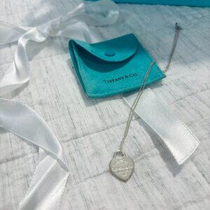 Tiffany & Co Sterling Silver Please Return To New York Heart Tag Necklace 16.5”